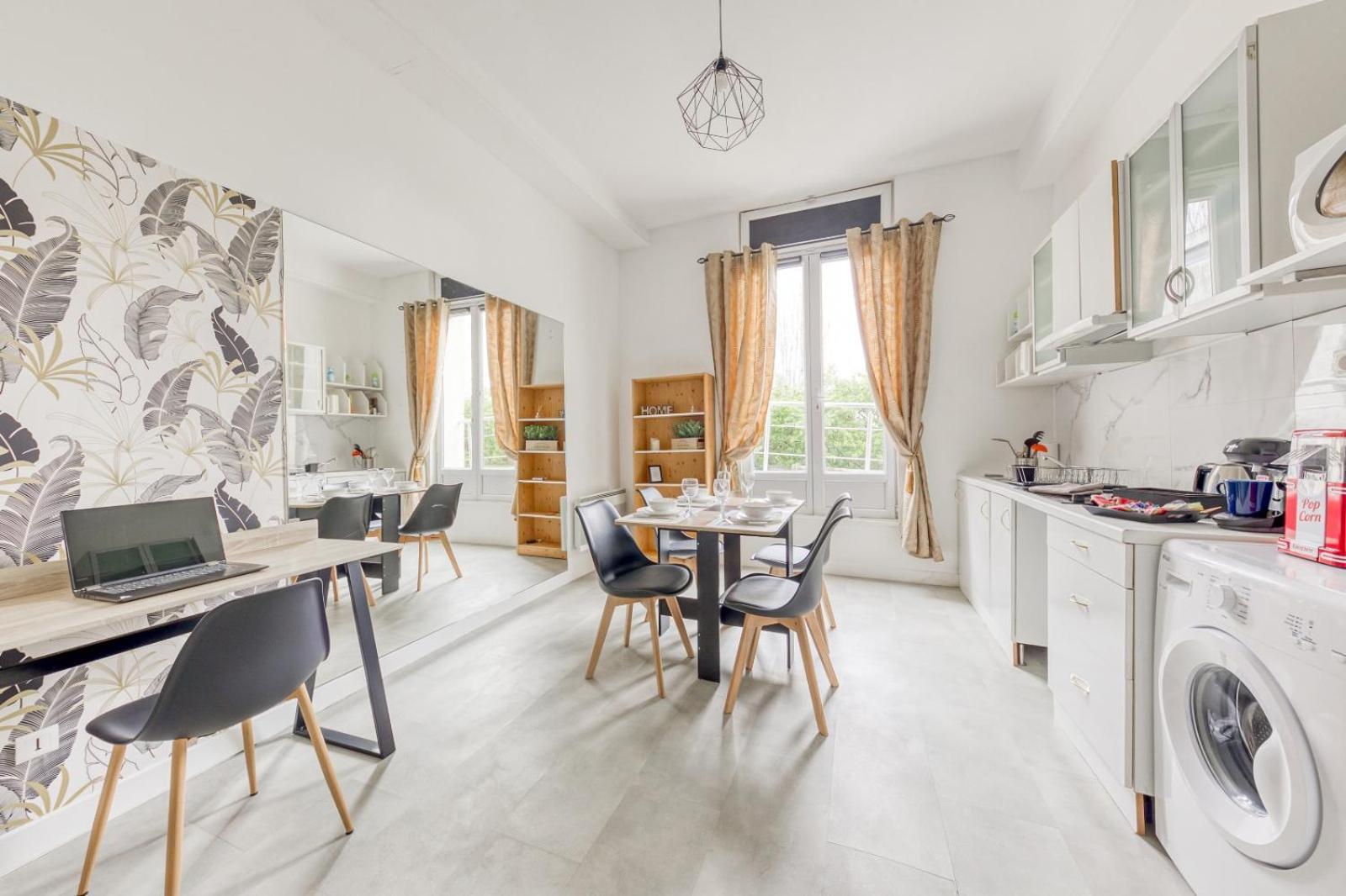 Le Cocon - Confort - Cinema - Espace De Travail - Netflix & Chill - Proche Paris - Offre Speciale Cachan Exterior photo
